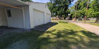 300 SW Broadmoor Avenue Gallery 19