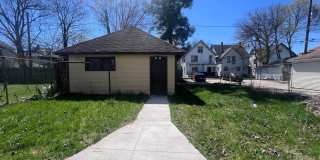 Large Single Family Five Bedroom Home! Large Single Family Five Bedroom Home! Gallery 33
