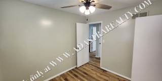 Nice Updated 2 Bed 1.5 Bath Duplex in Basehor-Available NOW!! Gallery 16