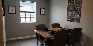 Sycamore Place Gallery 28