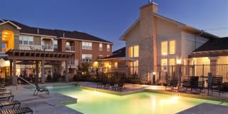 Affordable Housing -Encino Pointe Gallery 4