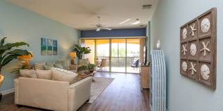 Beautiful Estero Condo Gallery 21