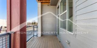 Beautiful Townhome with Central A/C and Two Car Garage! Gallery 17