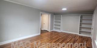 1067 Crescent Drive Gallery 7