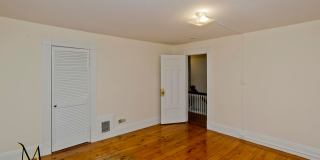 208-210 Fort Pleasant Ave Gallery 54