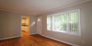 2 Bedroom 1 Bath Home in Roeland Park. 2 Bedroom 1 Bath Home in Roeland Park. Gallery 5