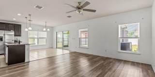 Spacious Riverview Rental in South Fork Lakes with Oversized Screened Patio & 2-Car Garage Gallery 8