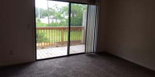 292 W Towne Place Gallery 5