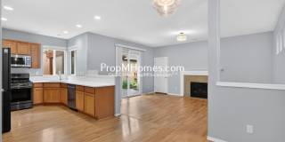 Gorgeous Updated Home in Witch Hazel! Gallery 1