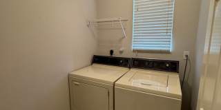 SPACIOUS 4 BR ON A CUL-DE-SAC W/ 2 LIVING AREAS & 2 EATING AREAS*STORAGE SHED*COVERED PATIO*EASY ACCESS TO FT. SAM & RANDOLPH AFB*NORTH EAST INDEPENDENT SCHOOL DISTRICT*INCLUDES STOVE/RANGE, DISHWASHER, & CENTRAL HVAC Gallery 15