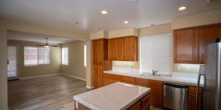 Location, Comfort & Space — 60 Crocus Has It All! Beautiful 3 bedroom, 2.5 bathroom  Redlands Home in Desirable Neighborhood! Gallery 6