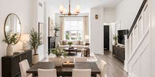 NEWLY REMODELED 2BED 1 BATH BI LEVEL WITH PATIO Gallery 1