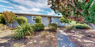 Gorgeous Three Bedroom Two Bath Bennett Valley Single Story Home Gallery 1