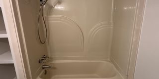 408 SE First Street Gallery 21