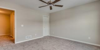 Like new townhome for RENT May 2026 3bd2ba2car garage end unit Gallery 8