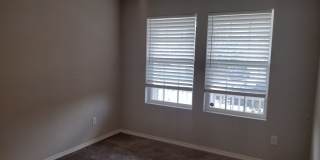 Charming 3 bedroom in Republic Creek! Gallery 23
