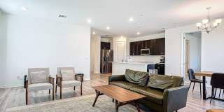 Spacious 4-Bedroom Home in Hampton Oaks | Modern Finishes & Open Floor Plan Gallery 12