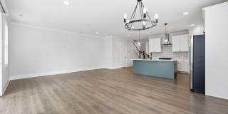2957 Ross Avenue Gallery 7