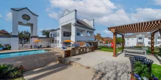 The Ava and Aria Gallery 9