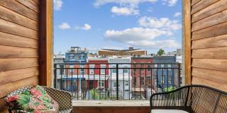 Stunning 2BR/2.5BTH Condo with Rooftop and RESERVED PARKING! Near HOWARD U! Gallery 16