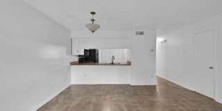 Newly Renovated Beautiful 2 Bedroom Home Gallery 14