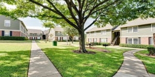 Arbors of Cleburne Gallery 23