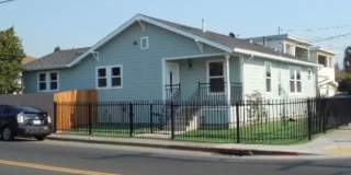 Beautiful & Cozy 4 Bedroom Home with Modern Upgrades! Gallery 1