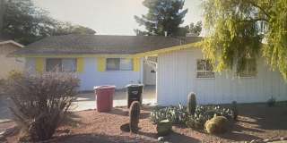 8637 E EL CHARRO Lane Gallery 1