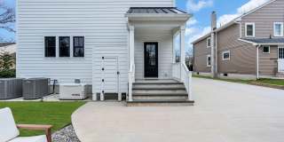 2017 5th Avenue Gallery 29