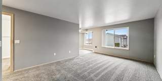 Oak Park Village Apartments Gallery 14