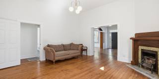 Beautiful Victorian Home for Lease in the Heart of Savannah Gallery 11