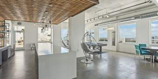 Vantage St Pete Gallery 47