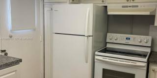 20111 NE 27th Ct Gallery 2