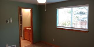 Charming Single-Level Home in Bend’s Mountain View Area Gallery 15