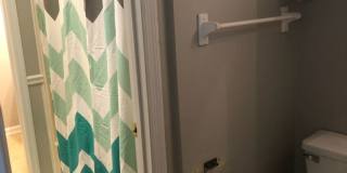 FOR LEASE - 2 Bed, 1.5 Bath, 1300sqft Townhome Gallery 10