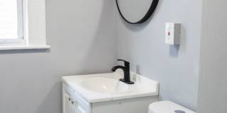 19 Bassett St Gallery 11