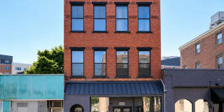 10 Commerce Street Gallery 1