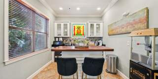 Heritage Bay Gallery 115