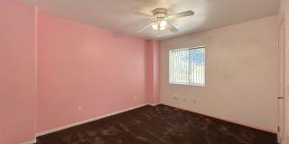 Spacious 2-Story 3-Bedroom Home in Crestline! Gallery 21