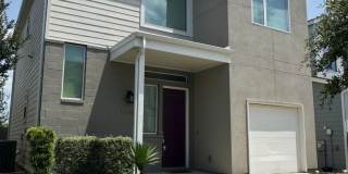 1/2 OFF FIRST MONTHS RENT | 3 BR/2.5BA | Single Family Home | 1-Car Garage Parking | In Pflugerville,! Gallery 4