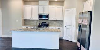 15516 Greenhouse Way Gallery 3