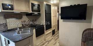 4360 SW 22nd Ct Gallery 2