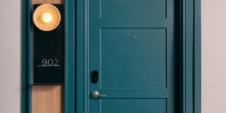 The Hadley Gallery 38