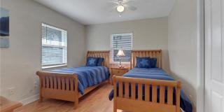 562 Goldcoast Ct Gallery 14