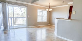 Lake Forest Gallery 11