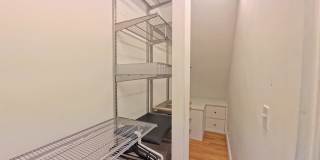 185 Davis Avenue - 8Unit 8 Gallery 11