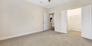 Vanguard Crossing Gallery 44