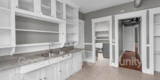 81 Saranac Gallery 15