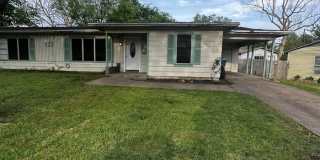 133 Vandenburg Drive Gallery 1