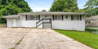 1131 Custer Avenue SE Gallery 3